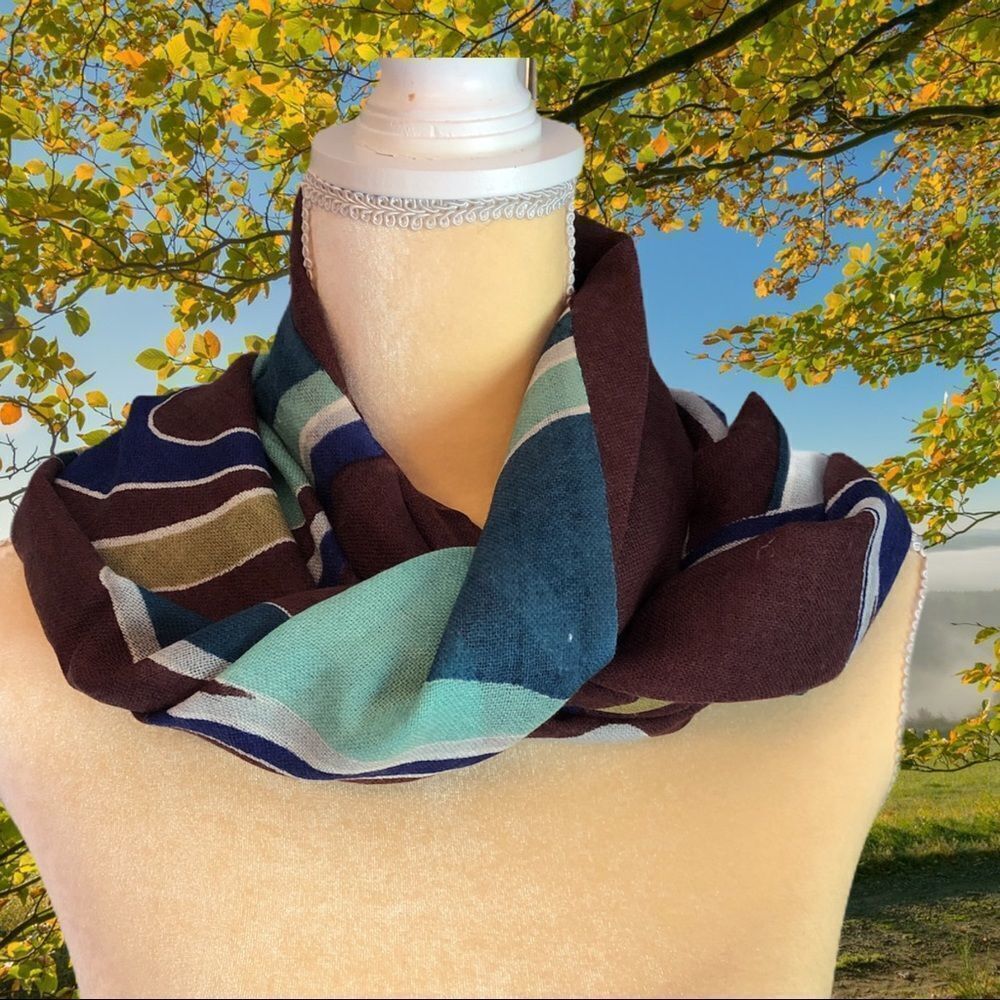 NWT!Zashi scarf - Picture 2 of 5
